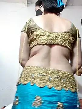 Snapshot of Sexyy_Bhabhi_143 chatting on 05/03/26, 05:56 Sexyy Bhabhi 143 online show from 05/03/26, 05:56
