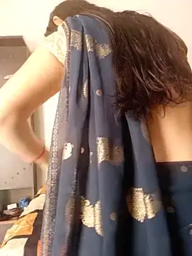 Snapshot of Sexyy_Bhabhi_143 chatting on 06/18/26, 09:36 Sexyy Bhabhi 143 online show from 06/18/26, 09:36