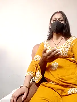 Snapshot of Sexyy_Bhabhi_143 chatting on 05/11/26, 05:09 Sexyy Bhabhi 143 online show from 05/11/26, 05:09
