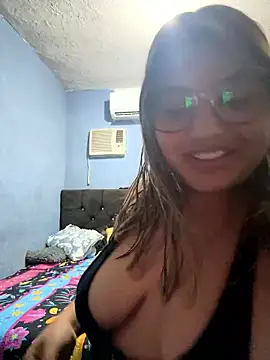 Snapshot of C1N09 chatting on 05/16/26, 05:28 C1N09 online show from 05/16/26, 05:28