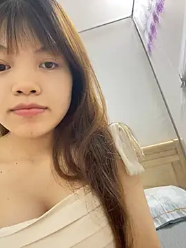 -Vaci- online show from 04/23/26, 03:13