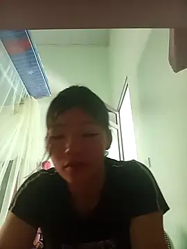 -Quyny- online show from 04/08/26, 07:54