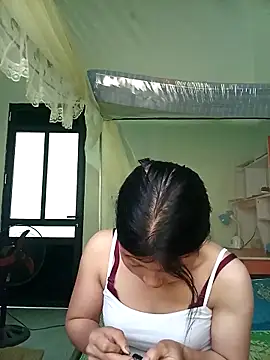 -Quyny- online show from 04/09/26, 07:03