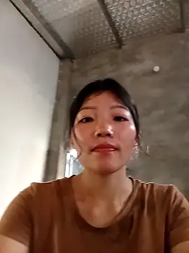 -Quyny- online show from 04/13/26, 08:40