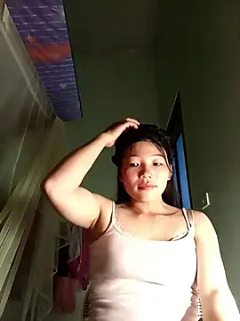 -Quyny- online show from 05/10/26, 11:47
