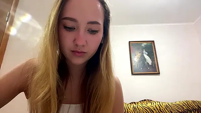 Snapshot of Liesenaniles chatting on 04/07/26, 03:08 Liesenaniles online show from 04/07/26, 03:08