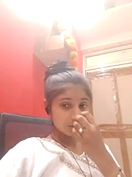 Snapshot of TANU01990 chatting on 05/23/26, 04:22 TANU01990 online show from 05/23/26, 04:22