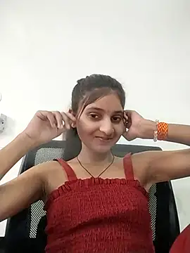 Snapshot of TANU01990 chatting on 04/17/26, 04:04 TANU01990 online show from 04/17/26, 04:04