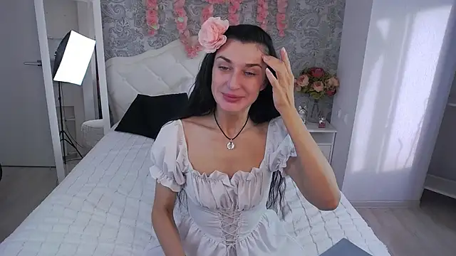 AriannaCruise online show from 04/06/26, 03:57