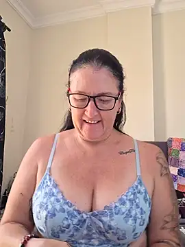Snapshot of Flirty_Siennax chatting on 08/07/26, 11:05 Flirty Siennax online show from 08/07/26, 11:05