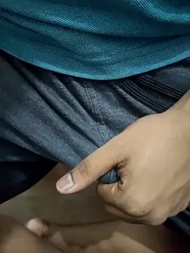 sweetcock180 online show from 04/13/26, 09:46