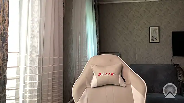 Snapshot of mason_silver chatting on 06/19/26, 09:15 mason silver online show from 06/19/26, 09:15