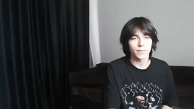 Snapshot of mason_silver chatting on 04/14/26, 08:19 mason silver online show from 04/14/26, 08:19