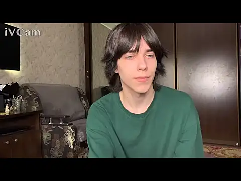 Snapshot of mason_silver chatting on 04/08/26, 10:17 mason silver online show from 04/08/26, 10:17