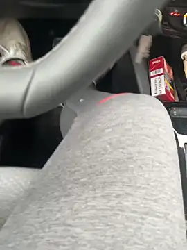 Neo60682 online show from 03/28/26, 08:15