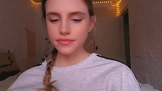 EveCoutch online show from 04/01/26, 12:06