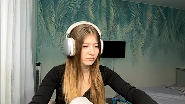 Kate Jomallona online show from 04/07/26, 01:13