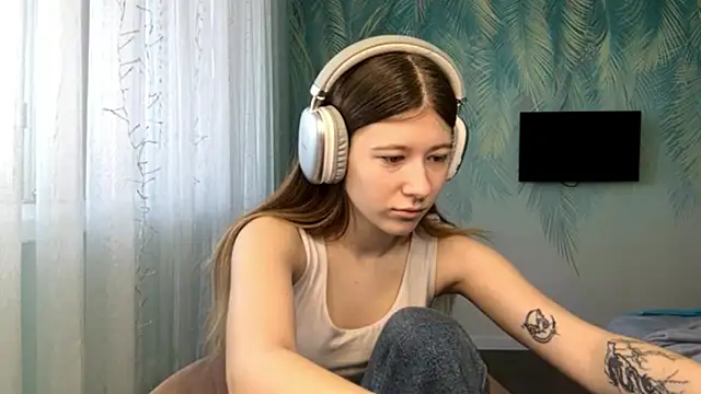 Kate Jomallona online show from 04/04/26, 06:09