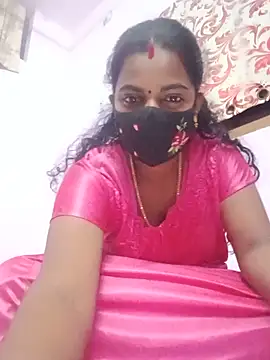 Snapshot of tamilratchasii chatting on 06/07/26, 04:45 tamilratchasii online show from 06/07/26, 04:45