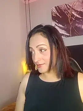 Snapshot of evazul chatting on 07/17/26, 04:32 evazul online show from 07/17/26, 04:32