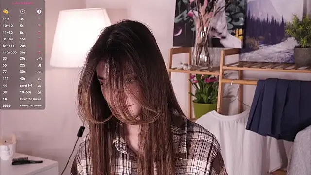 CherlyGuss online show from 04/09/26, 03:52