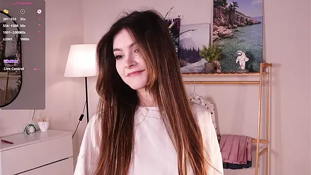 CherlyGuss online show from 04/22/26, 03:35