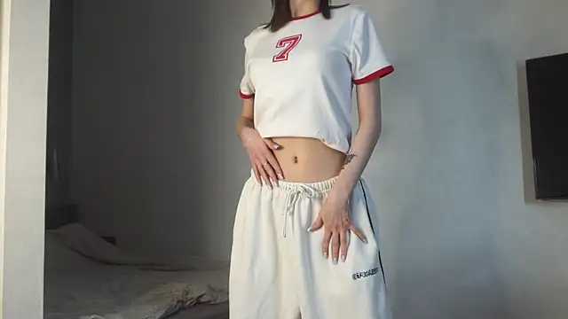 SakuraDoll online show from 04/07/26, 07:21