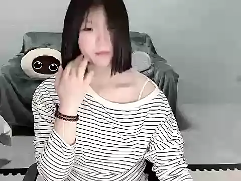 YangYang--baby online show from 04/12/26, 04:10