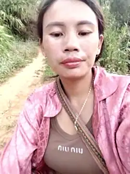 djdddj1 online show from 04/11/26, 01:57