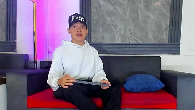 Robert smith26 online show from 04/10/26, 11:39