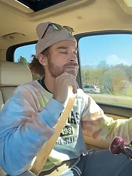 Nnnicholasnnn online show from 04/19/26, 03:57