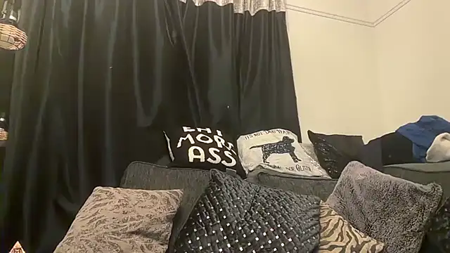 DaveRoyale online show from 04/10/26, 10:39