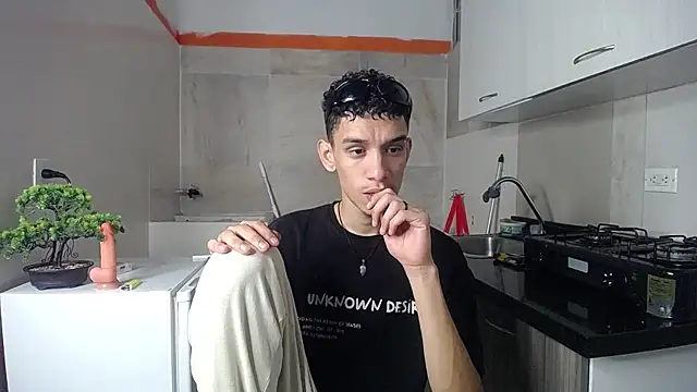 Snapshot of Zamaelprime_ chatting on 04/03/26, 05:03 Zamaelprime online show from 04/03/26, 05:03