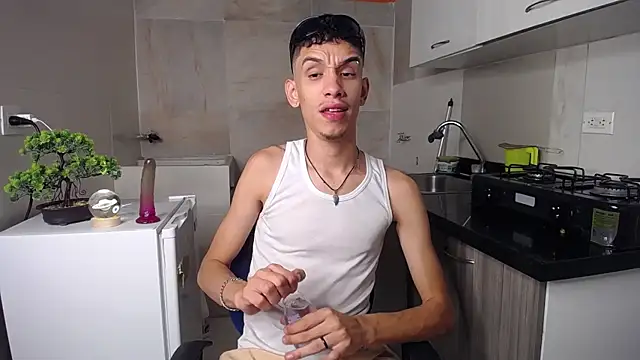 Snapshot of Zamaelprime_ chatting on 04/05/26, 07:04 Zamaelprime online show from 04/05/26, 07:04