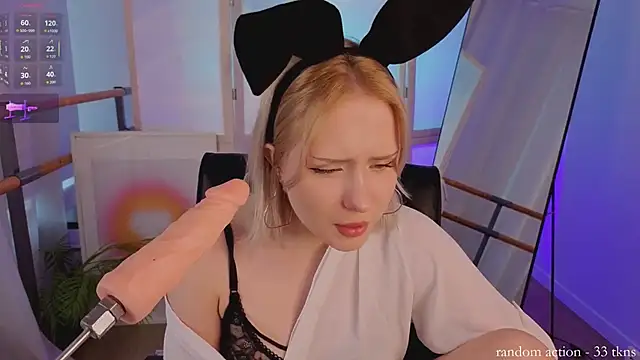 molly bloom online show from 04/05/26, 02:13