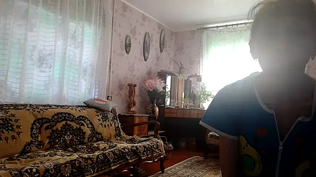 Shooting-Star- online show from 06/09/26, 02:40