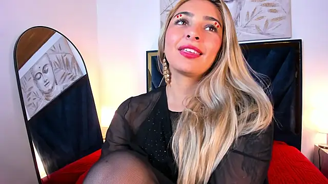 Snapshot of Catalina_Osorio chatting on 07/15/26, 12:23 Catalina Osorio online show from 07/15/26, 12:23