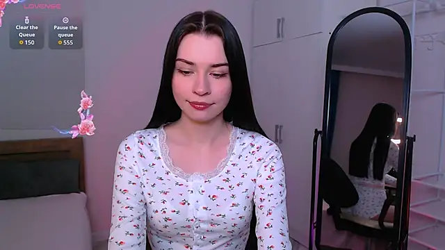 Tina Charm online show from 05/31/26, 06:31