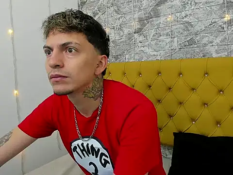 Max sstteel online show from 04/11/26, 02:21