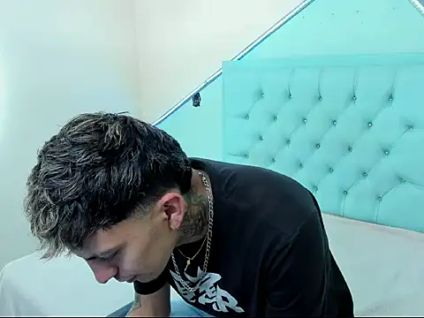 Max sstteel online show from 03/31/26, 01:35