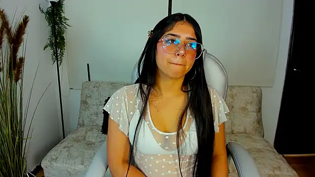 Snapshot of miia_bx chatting on 04/14/26, 12:54 miia bx online show from 04/14/26, 12:54