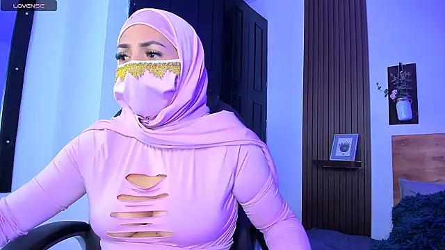 Nailea   online show from 04/02/26, 01:46