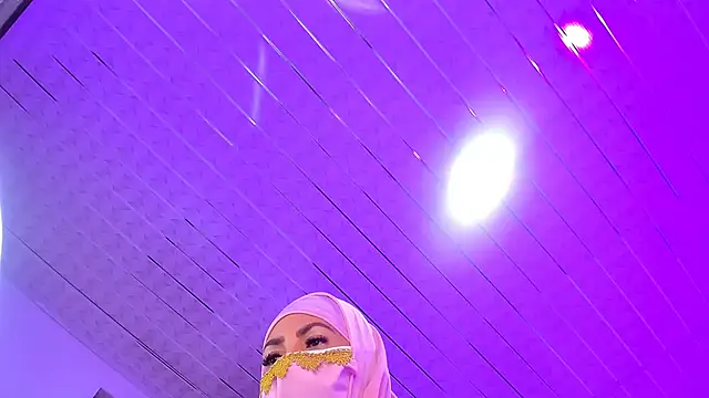 Nailea   online show from 04/09/26, 02:24