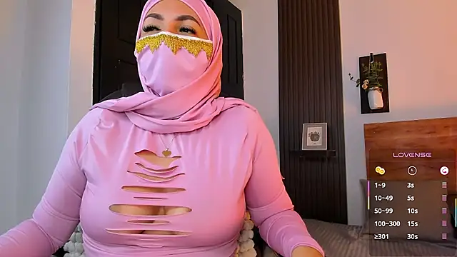 Nailea   online show from 04/12/26, 03:21