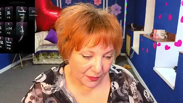 Kira Kingslee online show from 04/13/26, 11:14