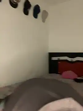 Snapshot of Johannes_mills chatting on 04/08/26, 01:07 Johannes mills online show from 04/08/26, 01:07