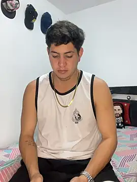 Snapshot of Johannes_mills chatting on 04/10/26, 10:28 Johannes mills online show from 04/10/26, 10:28