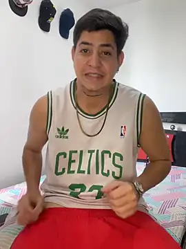 Snapshot of Johannes_mills chatting on 04/05/26, 05:19 Johannes mills online show from 04/05/26, 05:19