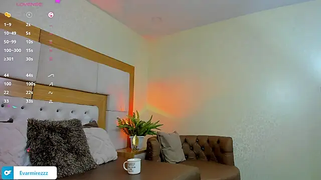 Venezuelan Butt online show from 05/19/26, 02:02