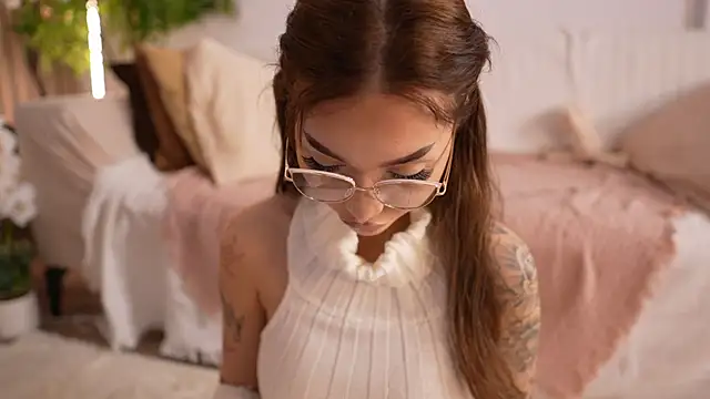 SashaFererra online show from 04/02/26, 05:30